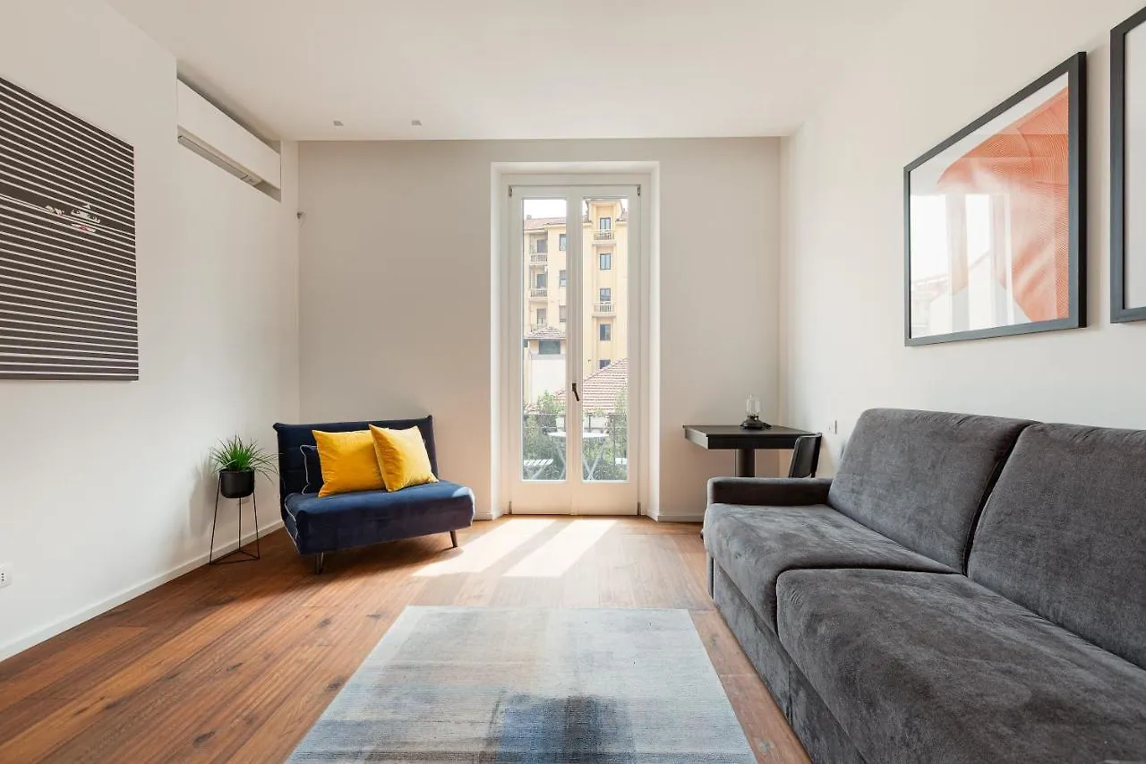 شقة Modern & Comfortable Flat - Near Central Station ميلان إيطاليا